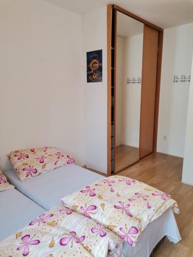 Anh' Private Rooms For Tourist براتسيلافا المظهر الخارجي الصورة